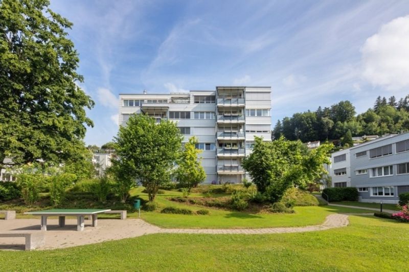 3.5-Zimmerwohnung in kinderfreundlichen Überbauung - 1