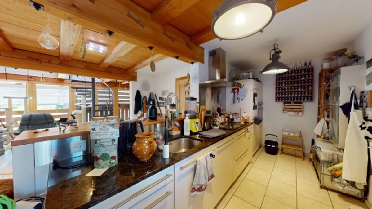 4.5-ZIMMER-MAISONETTE-DACHWOHNUNG
IM HISTORISCHEN «ZUM ARABER» - 3