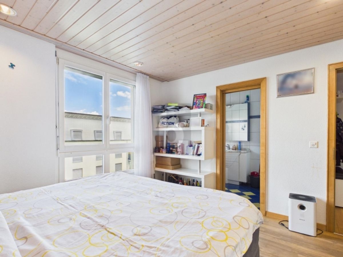 MODERNER GRUNDRISS MIT NEUER ERDSONDENHEIZUNG - 4