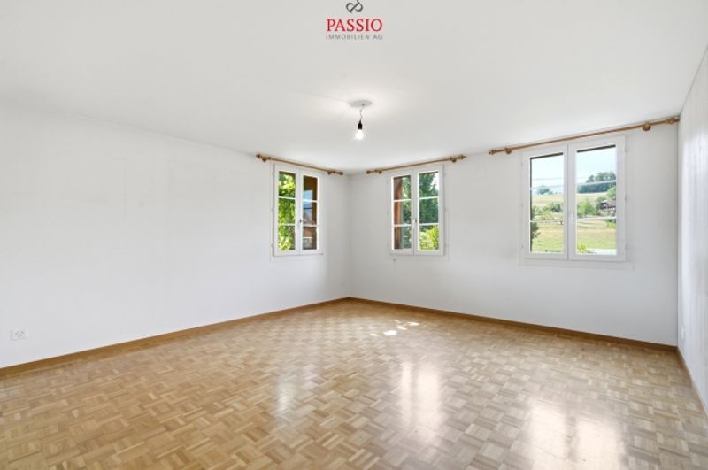 Wohnen mit Altbaucharme, Balkon und eigenem Garten - 10