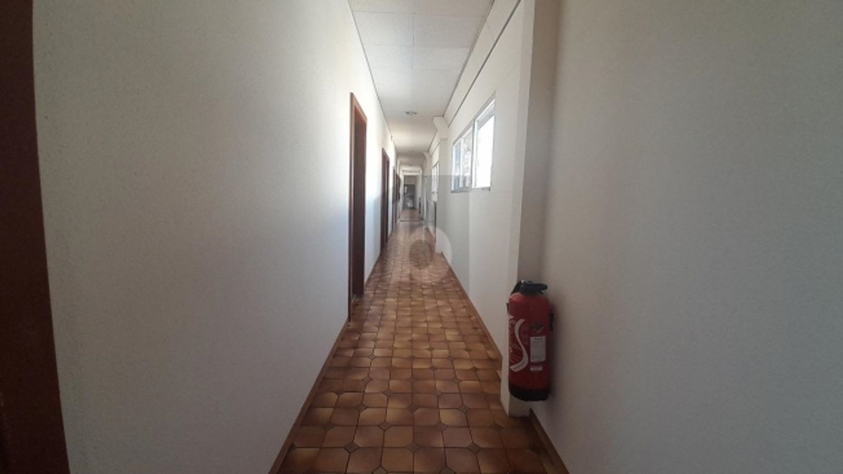 SPACIEUX, MODERNE ET IDÉALEMENT SITUÉ - 4
