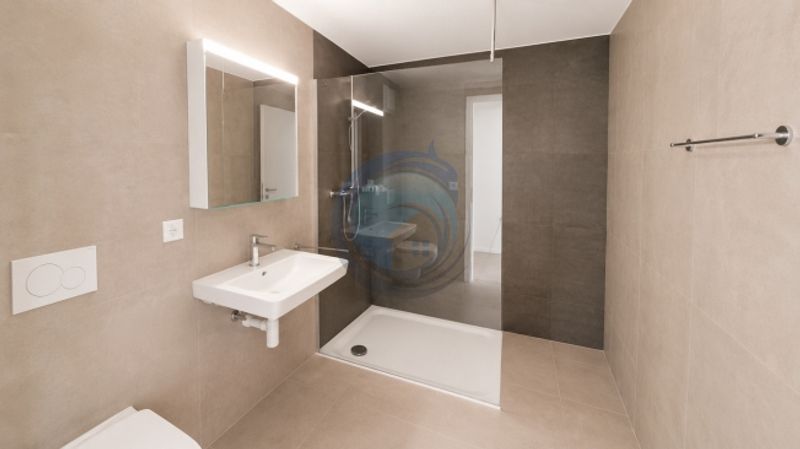 LETZTE GELEGENHEIT WUNDERSCHÖNE NEUE 3,5-ZIMMER-WOHNUNG MIT BALKON - 9