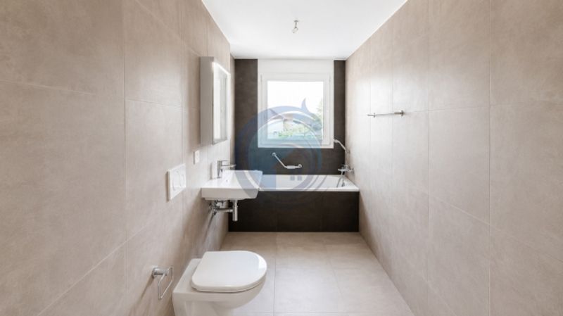 LETZTE GELEGENHEIT WUNDERSCHÖNE NEUE 3,5-ZIMMER-WOHNUNG MIT BALKON - 10