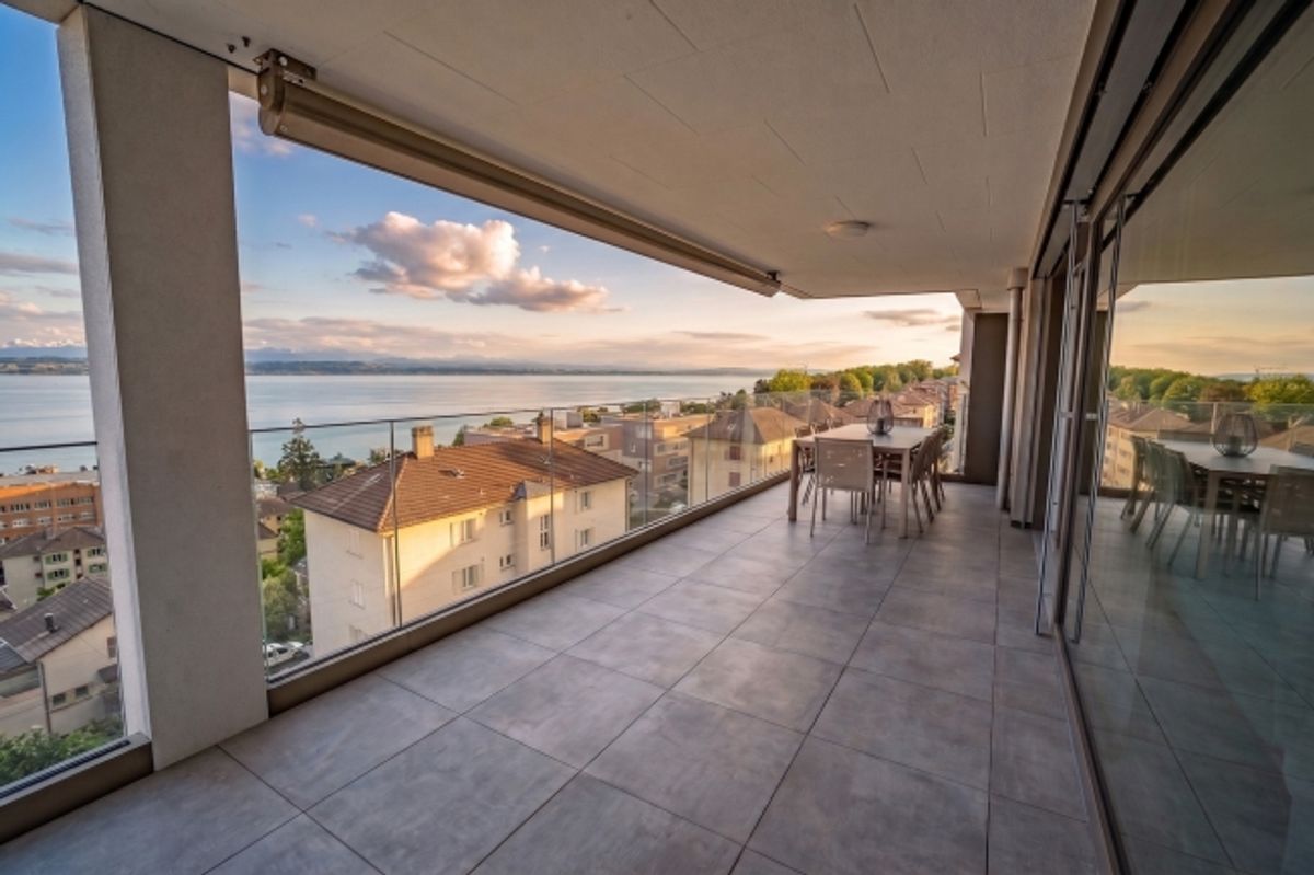 Eine außergewöhnliche 4,5-Zimmer-Wohnung mit Blick auf den Neuchâtelsee - 4