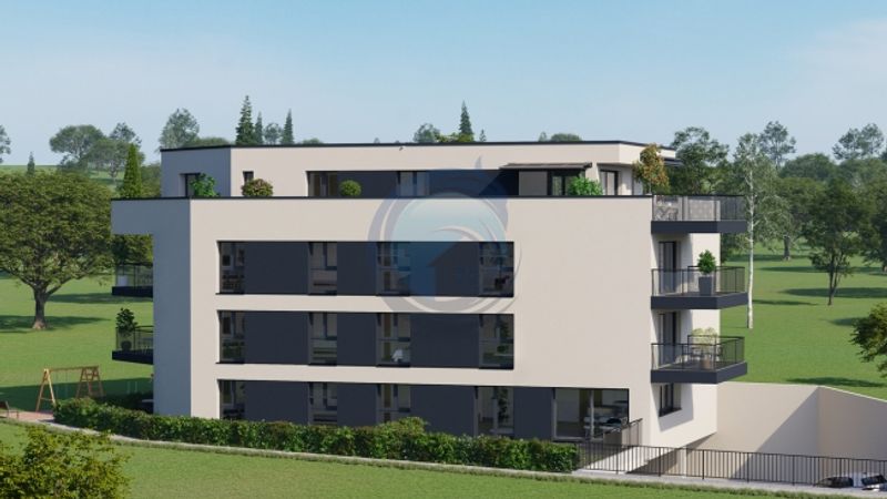 WUNDERSCHÖNE 4.5 ZIMMERWOHNUNG MIT BALKON - 4