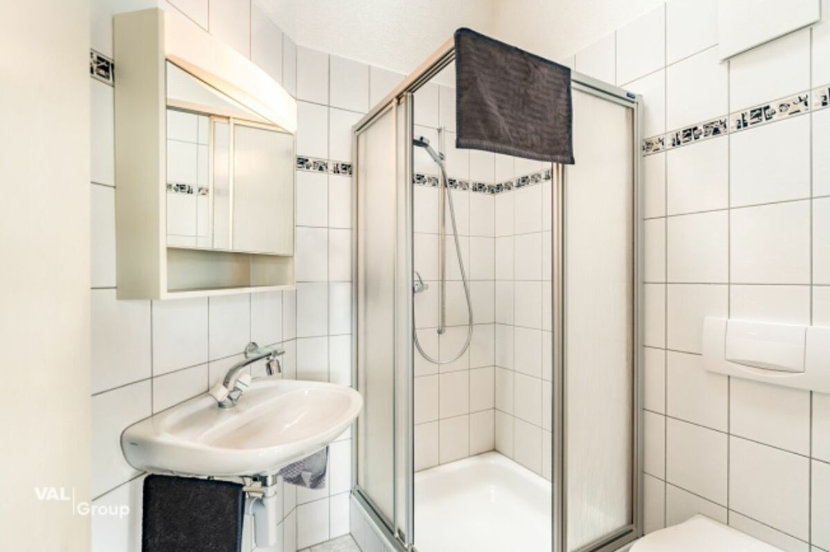 Charakter, Licht und Bergsicht 4½-Zimmer-Dachwohnung im Zentrum von Visp - 8
