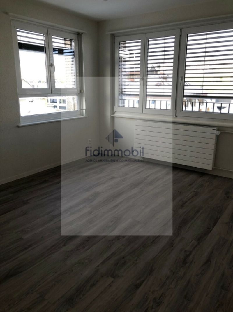 Wunderschöne renovierte 4-Zimmer-Wohnung, Léopold-Robert 31, La Chaux-de-Fonds - 6