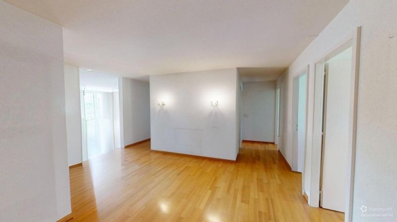 5.5-ZIMMER-WOHNUNG MIT AUSSICHT INS GRÜNE - 1