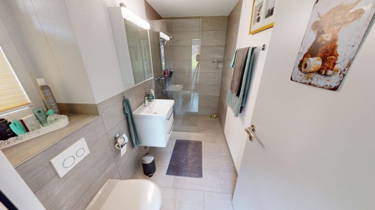 Helle 2.5-Zimmer-Wohnung mit Sitzplatz in Berg am Irchel kaufen - 9