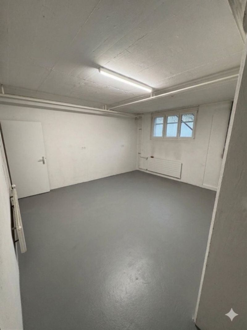 BASTEL- / HOBBYRAUM FÜR KREATIVE UND PRAKTISCHE NUTZUNG - 1