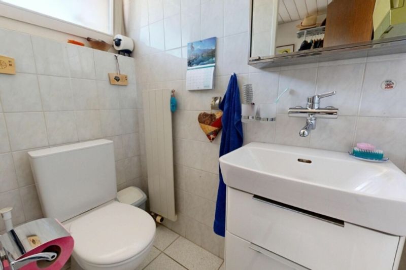 5.5-Zimmer-Einfamilienhaus mit schönem Garten und Garage - 11