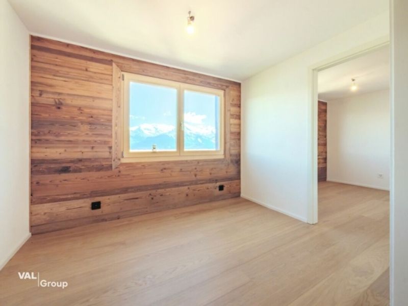 L'esprit chalet revisité dans un superbe 5 pièces - 4