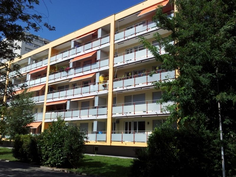 Logement lumineux dans un quartier calme. - 1