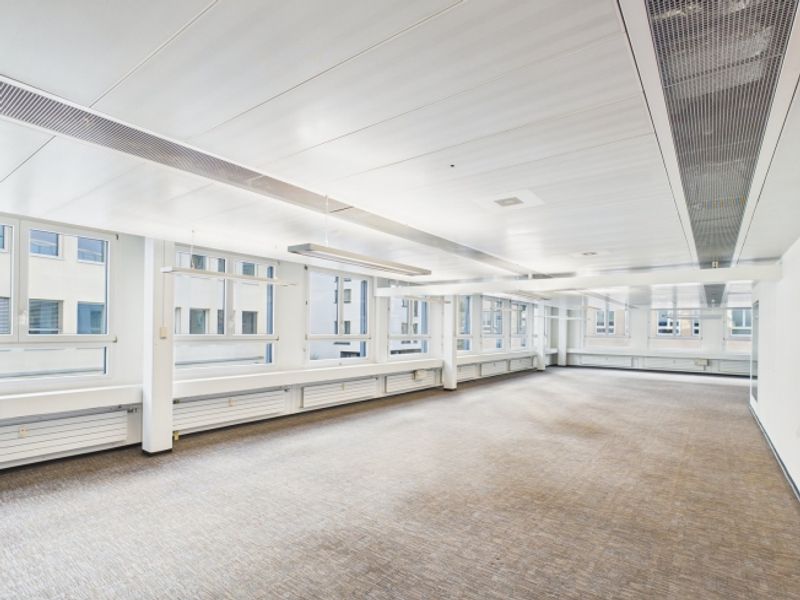 Vollausgebaute Grosszügigkeit - Bürofläche in Zürich-Altstetten - 6