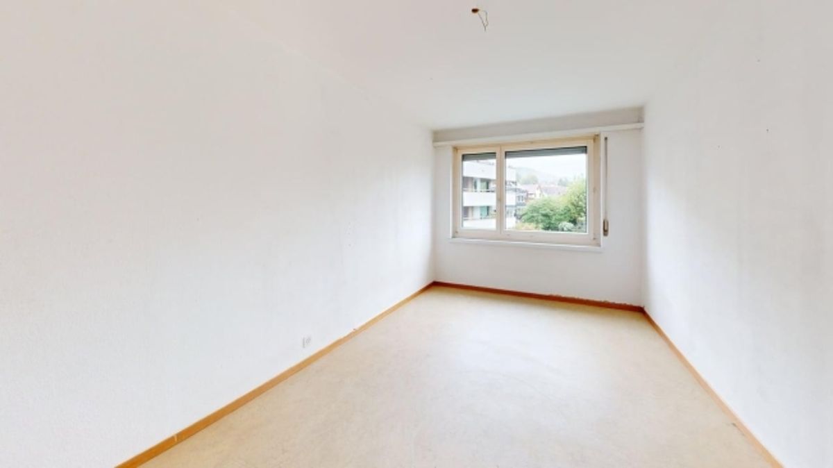 Helle 4-Zimmer-Wohnung im 1. OG  ruhig wohnen in Uetikon am See | BEFRISTET - 2
