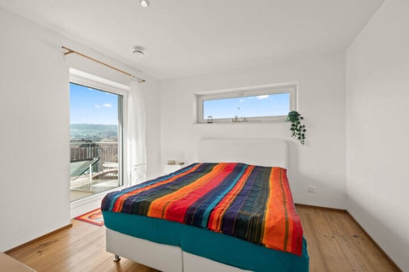 VIEL RAUM & KOMFORT - MODERNES 5.5 ZIMMER EINFAMILIENHAUS - 5