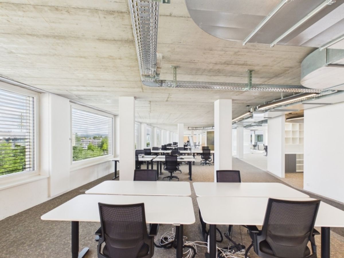 Vollausbau und Möbliert im 5. OG — Ab 358 m² - vollausgebautes Topbüro ab sofort verfügbar - 4