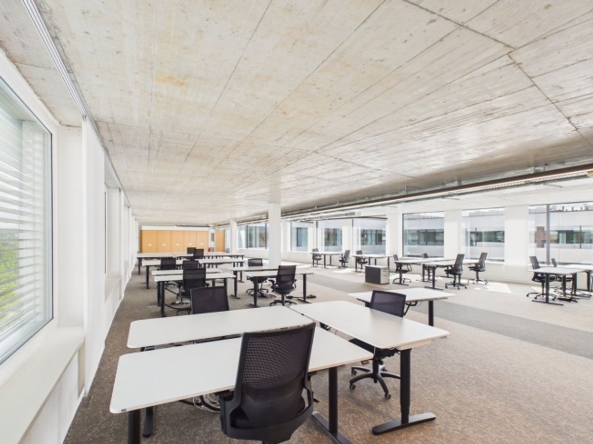 Vollausbau und Möbliert im 5. OG — Ab 358 m² - vollausgebautes Topbüro ab sofort verfügbar - 10