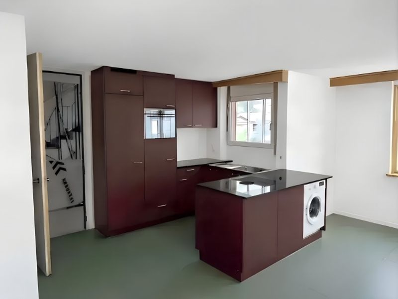ERSTVERMIETUNG 1.5- Zimmerwohnung 1.OG, 8048 Zürich zu vermieten - 2