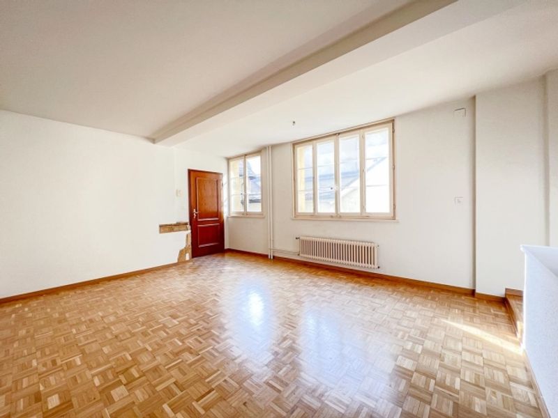 3,5-Zimmer-Wohnung im Herzen des historischen Zentrums von Neuchâtel - 1