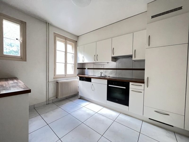 3,5-Zimmer-Wohnung im Herzen des historischen Zentrums von Neuchâtel - 3
