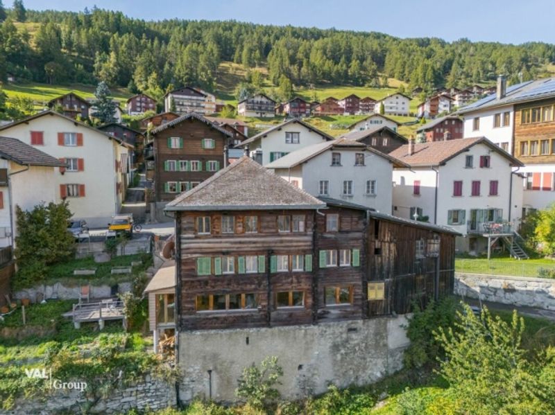 Top renovierte Wohnung im Herzen von Eischoll inkl. 3 Aussenparkplätze - 10