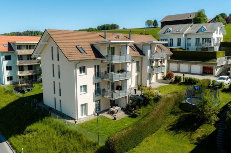 Grosszügige 3½-Zimmer-Gartenwohnung mit Hobbyraum - 6