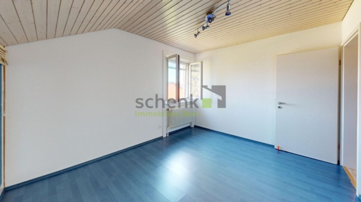 4.5-ZIMMER-EINFAMILIENHAUS MIT GROSSEM GARTEN UND BIOTOP - 9