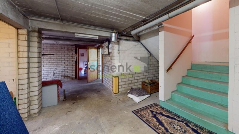 4.5-ZIMMER-EINFAMILIENHAUS MIT GROSSEM GARTEN UND BIOTOP - 13