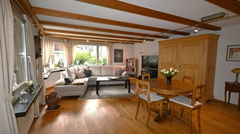 Gepflegtes, einseitig angebautes 5-Zimmer-Einfamilienhaus - 8
