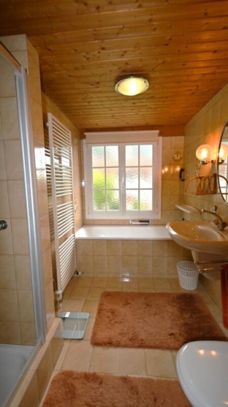 Gepflegtes, einseitig angebautes 5-Zimmer-Einfamilienhaus - 11