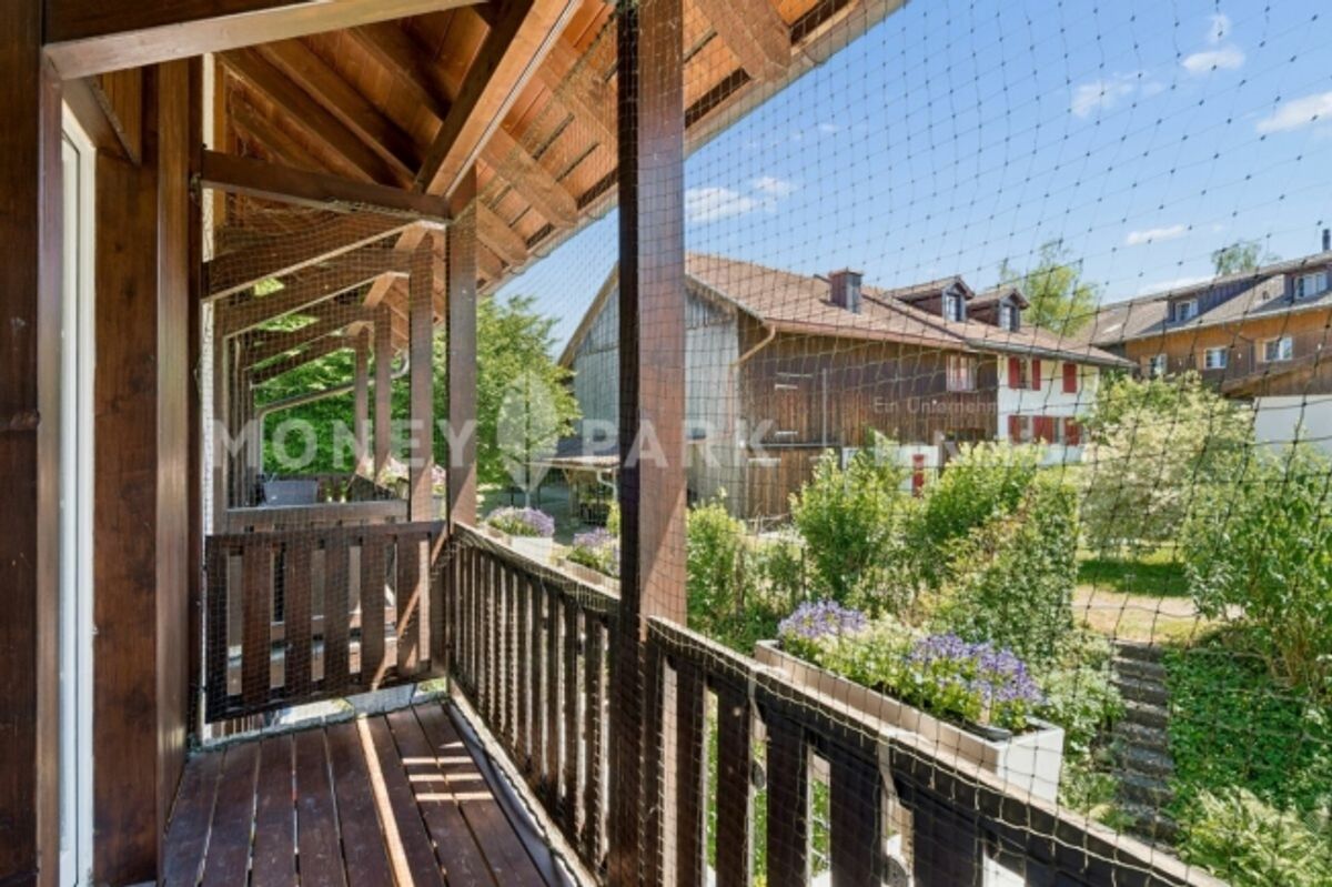 5.5-Zimmer-Reihenmittelhaus mit besonderem Wohngefühl und Garten - 8