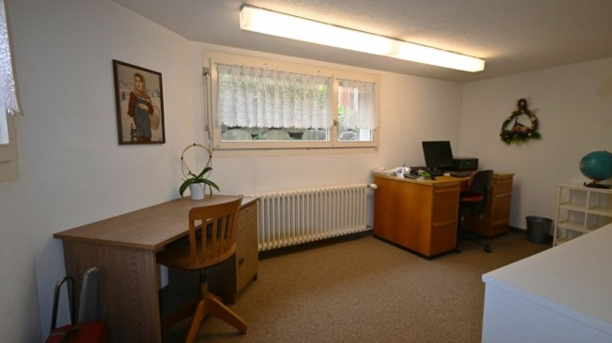 Gepflegtes, einseitig angebautes 5-Zimmer-Einfamilienhaus - 14