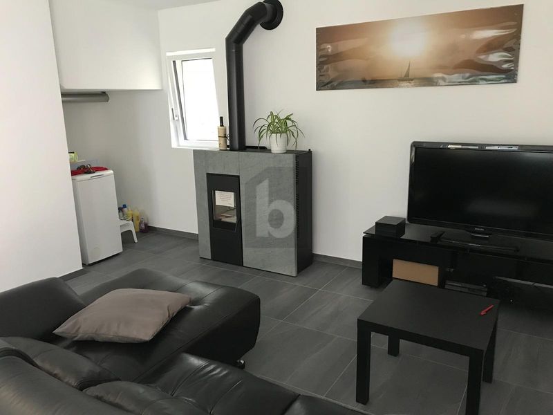 RINNOVATA,MODERNA IN ZONA SOLEGGIATA E TRANQUILLA - 3