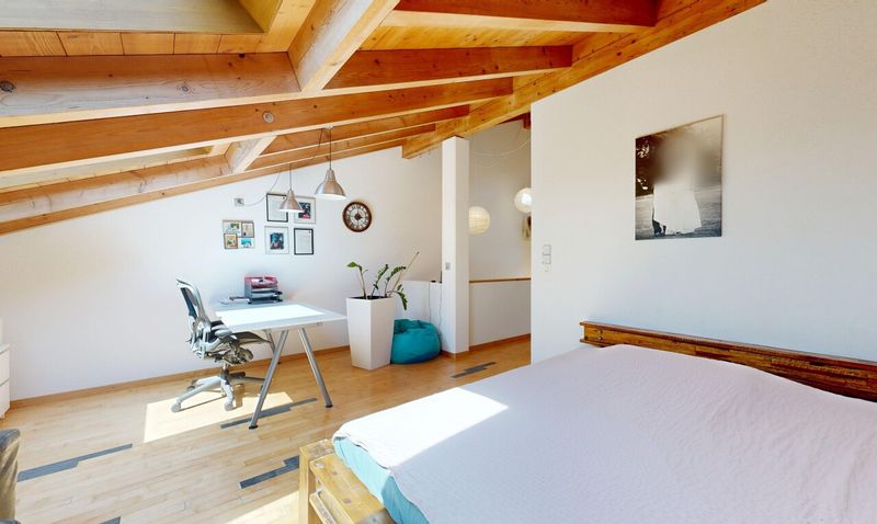 5.5-Zimmer Reihenhaus mit hervorragendem Wohn-Setup und Weitsicht - 8