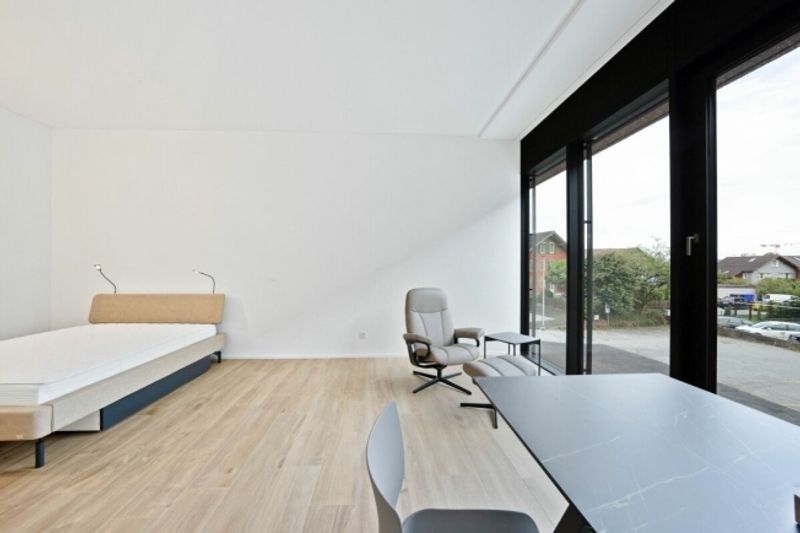 Loft-Atelier möbliert mit 43 m² im 1. Obergeschoss - 1