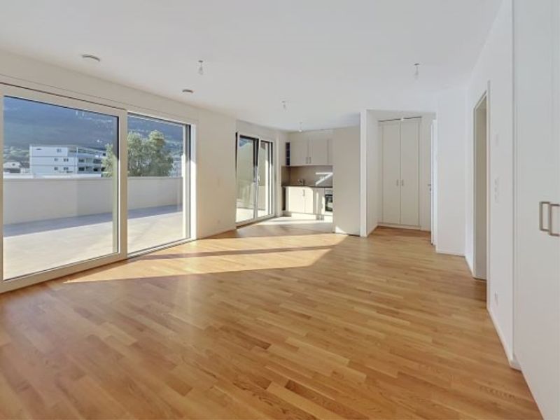 Prächtige neue 3,5-Zimmer-Wohnung im 4. Stock im Penthouse – J402 - 1