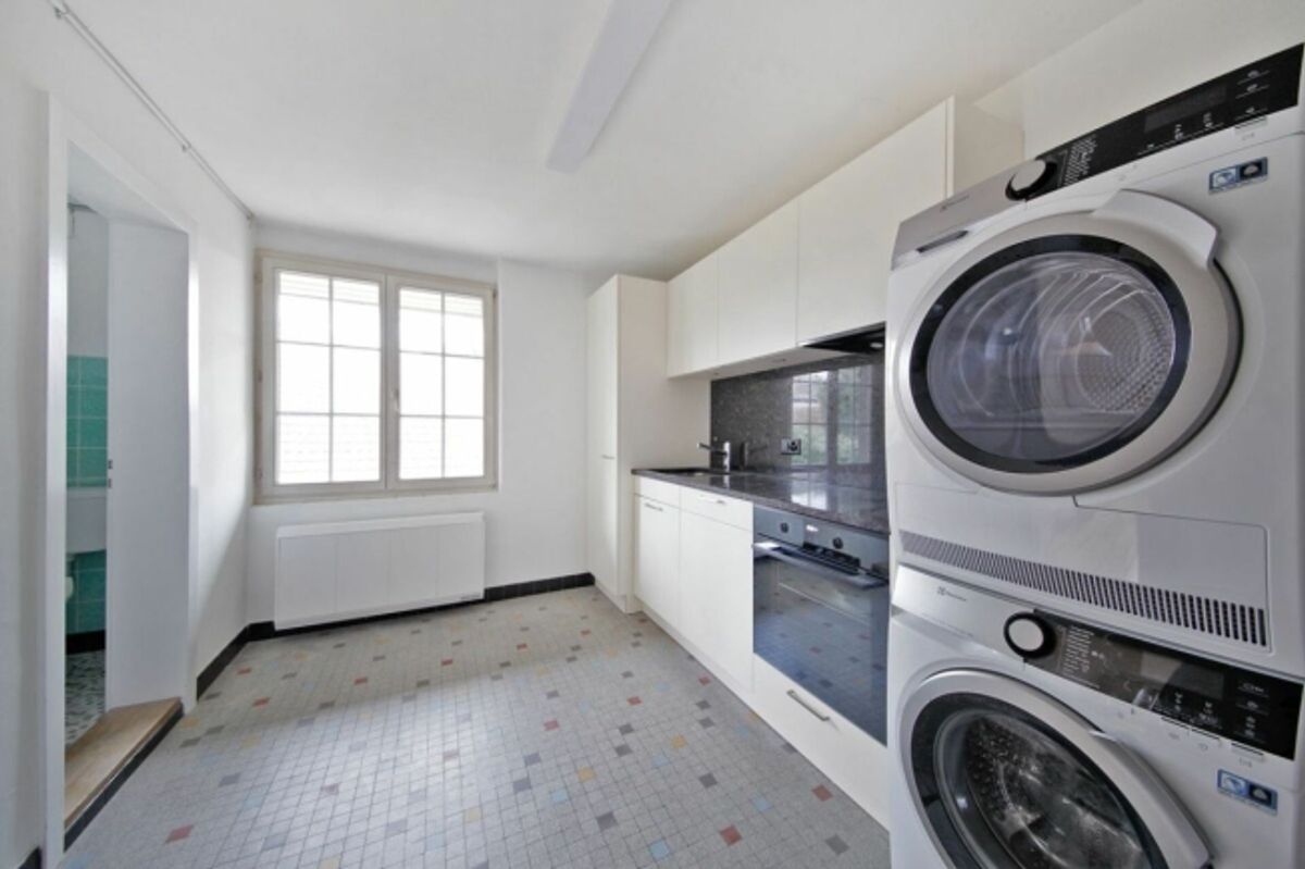 Renovierte 6-Zimmerwohnung mit viel Charme und privatem Garten! - 5