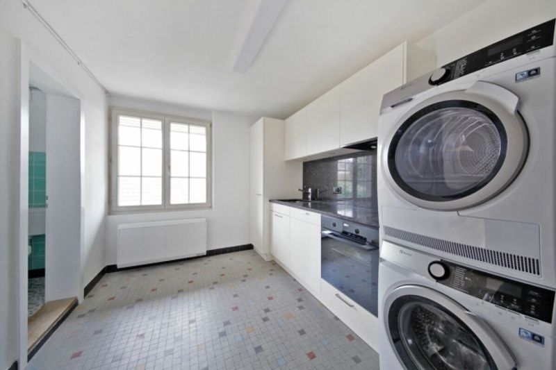 Renovierte 6-Zimmerwohnung mit viel Charme und privatem Garten! - 6