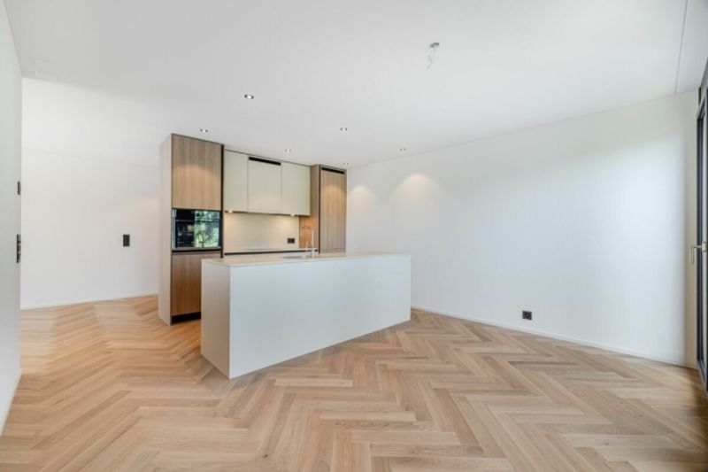 Luxuriöse 2.5-Zimmer Neubauwohnung an zentraler Lage - 3