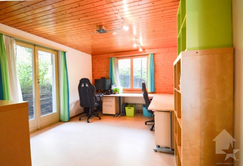 Praktische 4,5-Zimmer-Wohnung mit Garage - 10