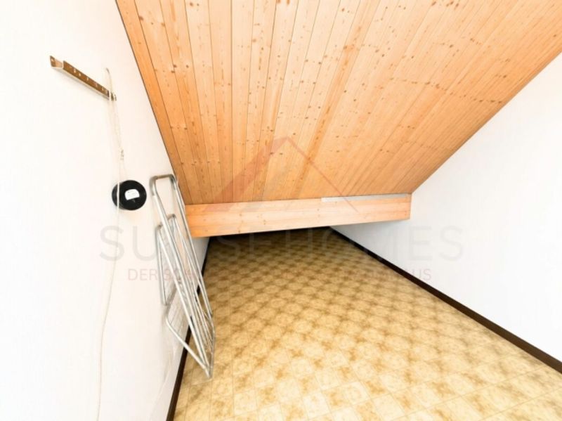 Grosszügige 4.5-Zimmer-Maisonettewohnung mit Galerie und Cheminée in 8603 Schwerzenbach - 9