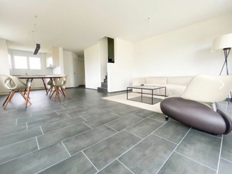 Neuwertiges 6.5 Zimmer Reihen-Eckhaus an ruhiger Lage - 5
