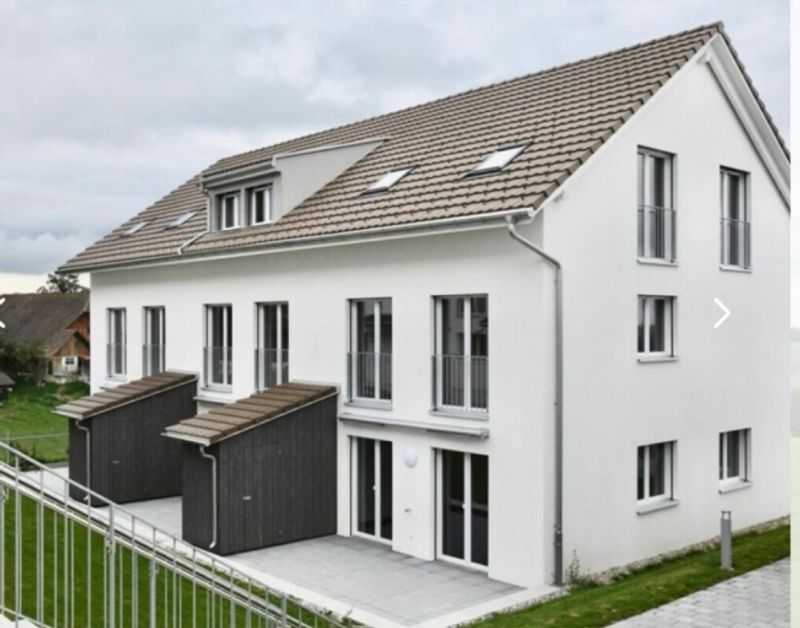 Neuwertiges 6.5 Zimmer Reihen-Eckhaus an ruhiger Lage - 7