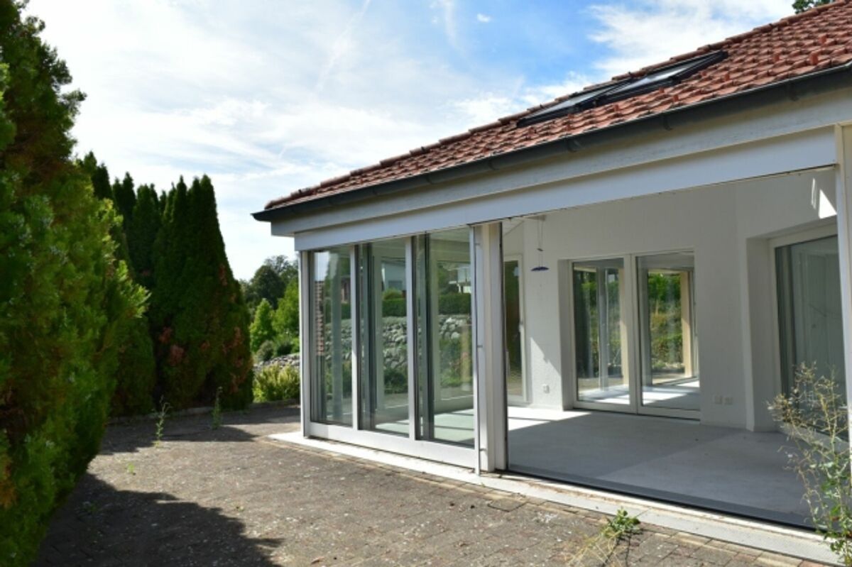 EFH - freistehend ! - 2