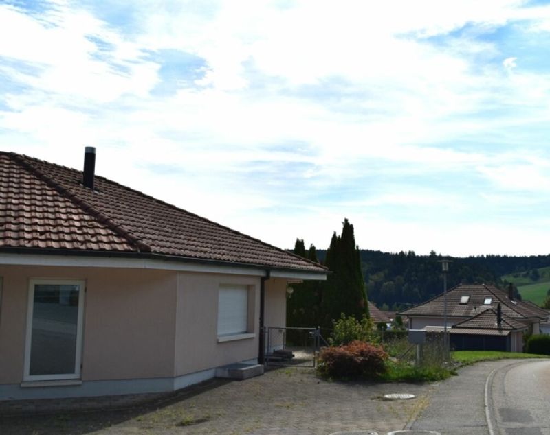 EFH - freistehend ! - 8