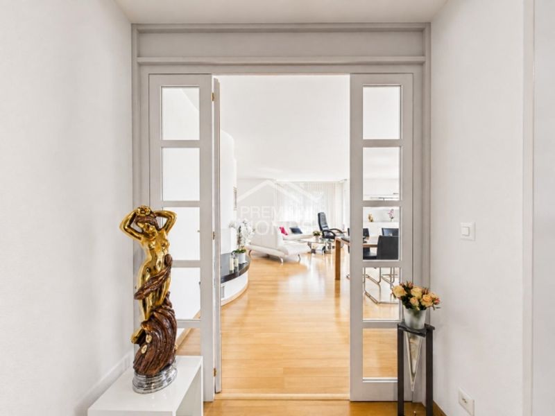 Ruhiges Wohnen im Luxusquartier von Cham - 2