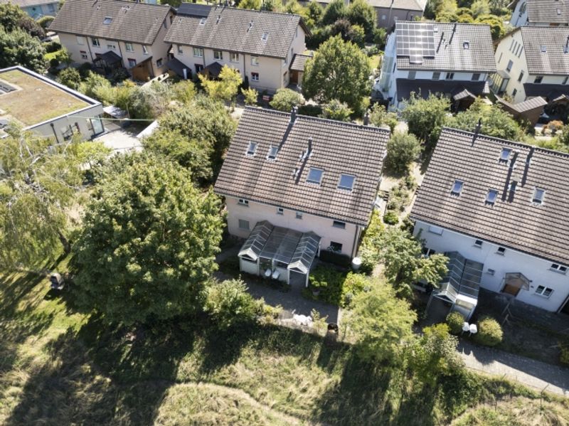EIN RAUM ZUM LEBEN UND EIN ZUHAUSE FÜR DIE FAMILIE - 12