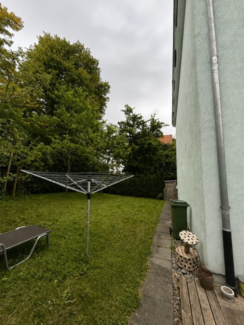 Charmantes 5.5-Zimmer-Reiheneckhaus mit Garten und besonderem Wohngefühl - 3