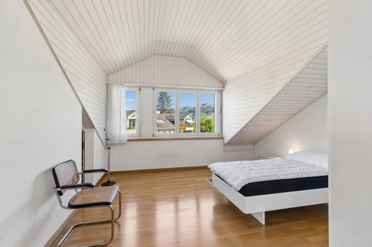 3.5-Zimmer-Dachwohnung mit 18 m² Balkon in Buchrain kaufen - 1